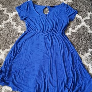 Keyhole back jersey material dress